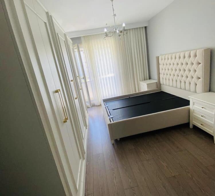 غرفه نوم جوليان - الصورة 3