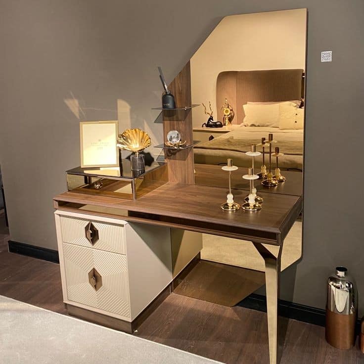 غرفه نوم كوين - الصورة 2