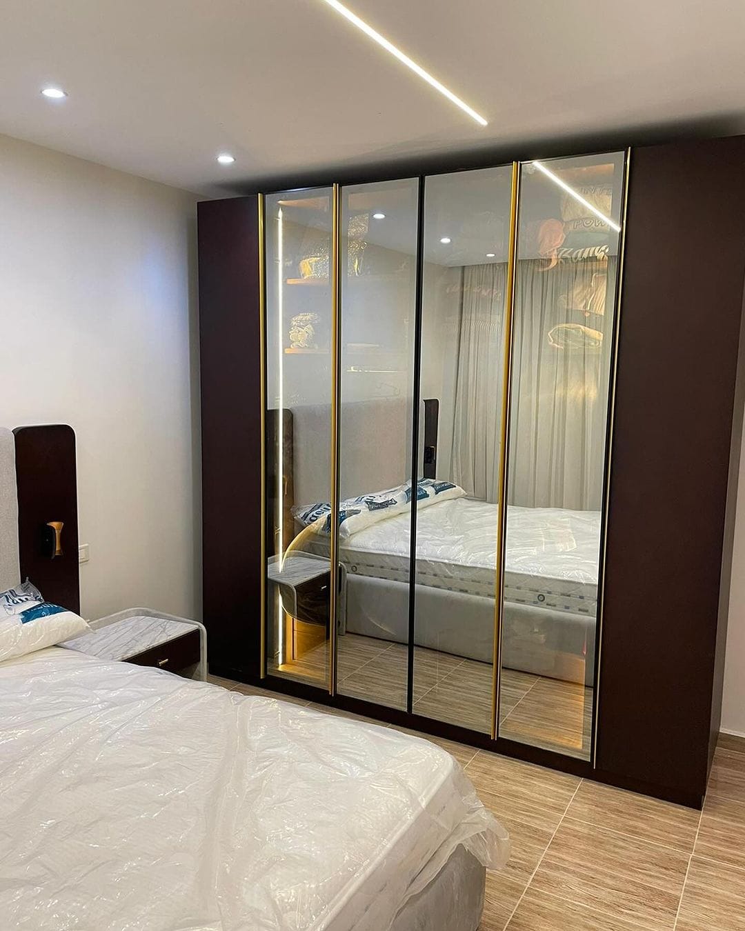 غرفه نوم باريس - الصورة 4